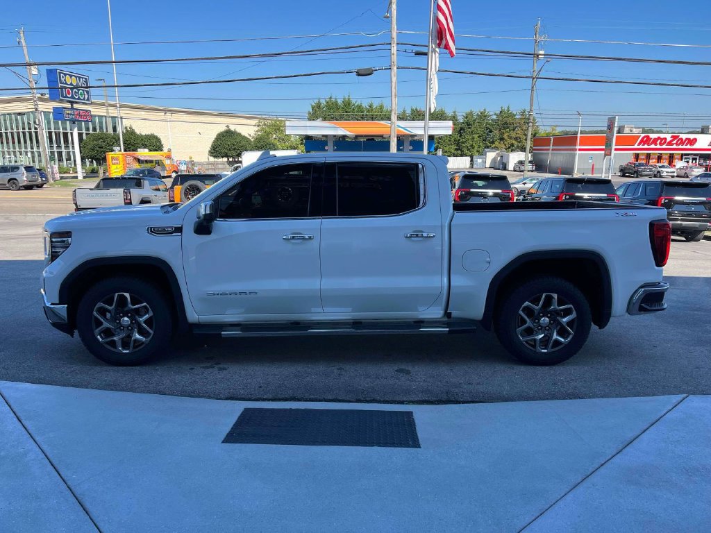 Certified 2023 GMC Sierra 1500 SLT w/ SLT Convenience Package AWD/4WD image 6