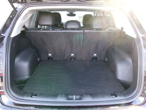 Used 2019 Jeep Compass Latitude w/ Popular Equipment Group image 12