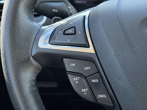 Certified 2017 Ford Edge SEL w/ Equipment Group 201A image 30