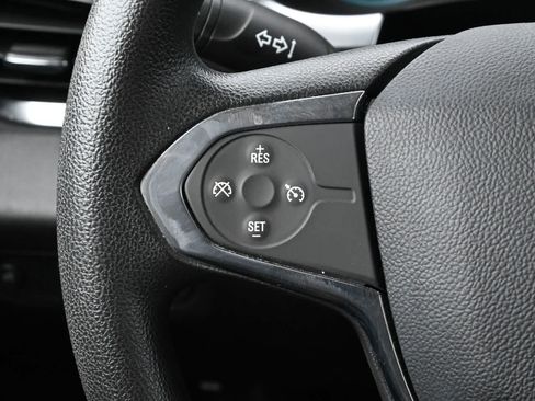 Used 2020 Chevrolet Traverse LS FWD image 10