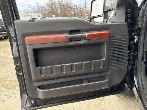 Used 2012 Ford F350 King Ranch w/ King Ranch w/Chrome Pkg image 22
