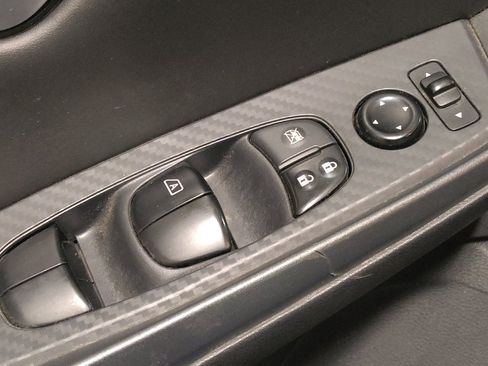 Used 2022 Nissan Sentra SV w/ All-Weather Package image 27