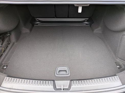 Used 2025 Mercedes-Benz E 350 Sedan image 6