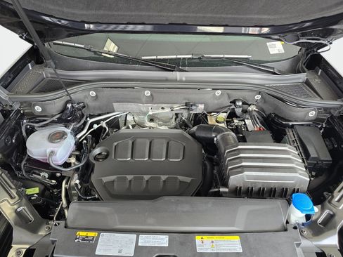 New 2026 Volkswagen Atlas Peak Edition AWD/4WD image 12