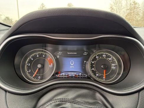 Used 2021 Jeep Cherokee Latitude Lux 80th Anniv w/ Quick Order Package 26U 80TH image 23