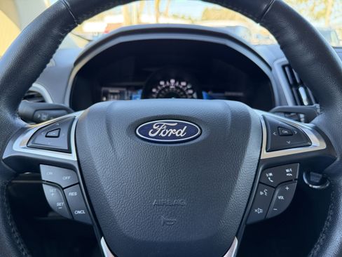 Used 2023 Ford Edge SEL image 29