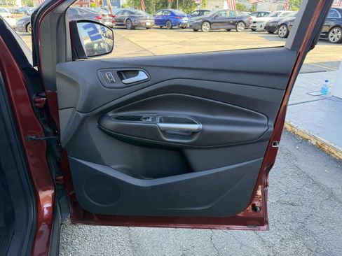 Used 2014 Ford Escape SE w/ Equipment Group 201A AWD/4WD image 13