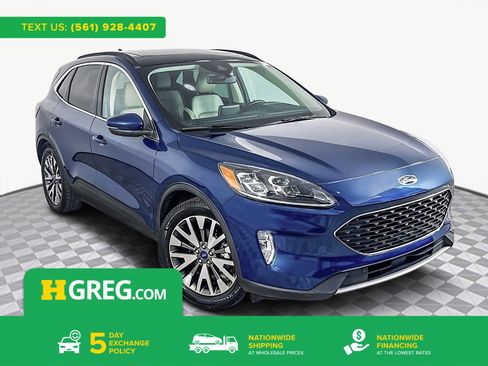 Used 2020 Ford Escape Titanium image 1