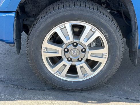 Certified 2017 Toyota Tundra Platinum image 9