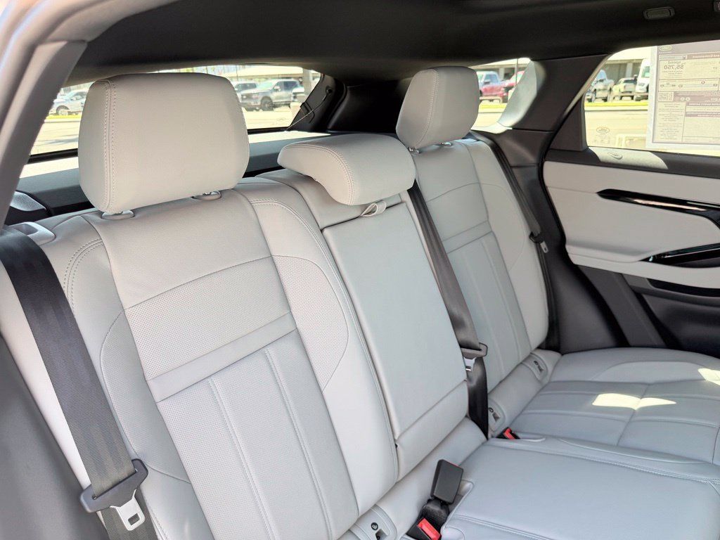 New 2026 Land Rover Range Rover Evoque S AWD/4WD image 8