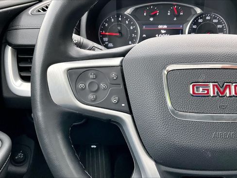 Used 2024 GMC Terrain SLT AWD/4WD image 23