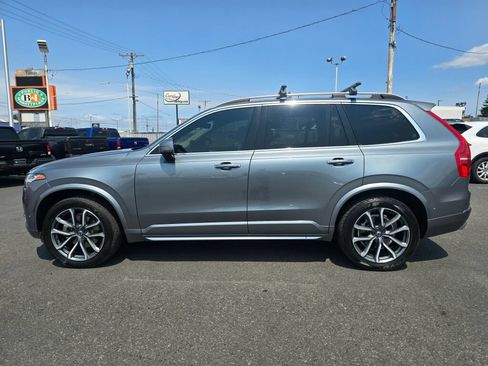 Used 2018 Volvo XC90 T6 Momentum w/ Convenience Package AWD/4WD image 9