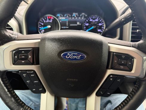 Used 2018 Ford F450 Lariat w/ Lariat Value Package AWD/4WD image 17
