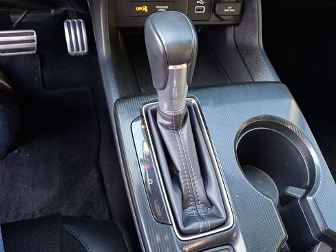Used 2024 Honda Civic Sport image 14