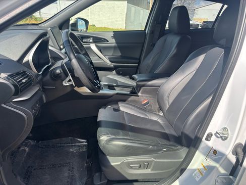 Used 2023 Mitsubishi Eclipse Cross SEL image 10