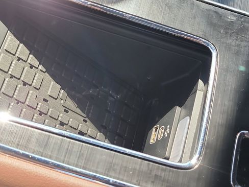 Used 2025 Lincoln Aviator Reserve w/ Equipment Group 201A image 26