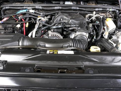 Used 2015 Jeep Wrangler Unlimited Sport AWD/4WD image 16