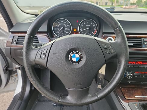Used 2008 BMW 335xi Sedan AWD/4WD image 17