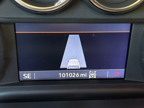 Used 2021 Chevrolet Suburban RST w/ Luxury Package image 24