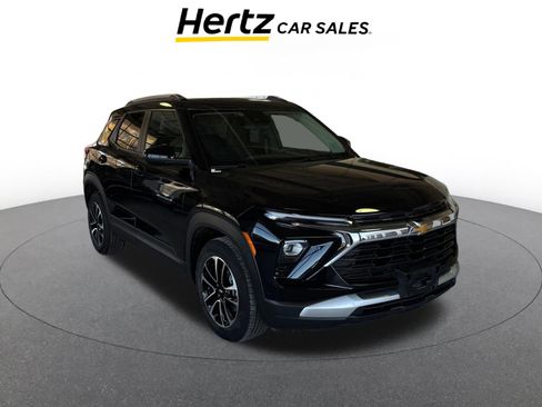 Used 2025 Chevrolet TrailBlazer LT image 1