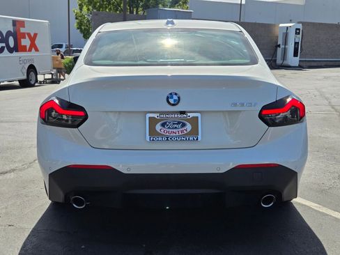 Used 2023 BMW 230i Coupe w/ Premium Package RWD image 5