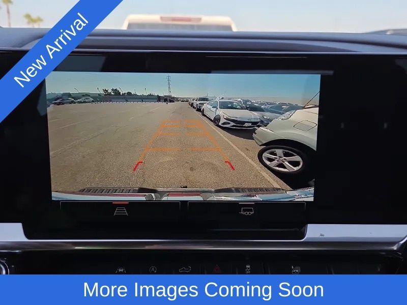 Used 2025 GMC Sierra 1500 SLT RWD image 14