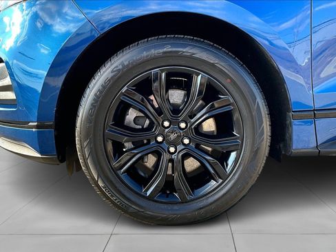 Certified 2022 Ford Edge SE w/ Black Appearance Package image 35