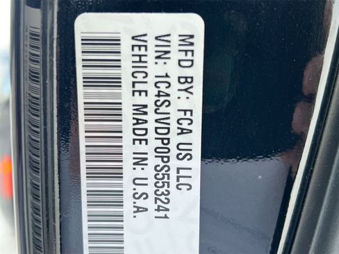 Used 2023 Jeep Wagoneer Series III w/ Preferred Equipment Group image 36