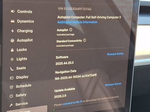 Used 2023 Tesla Model 3 Standard Range image 25