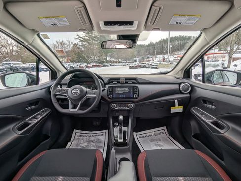 New 2025 Nissan Versa SR w/ Trunk Package image 13