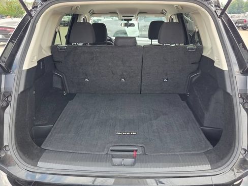 Used 2024 Nissan Rogue S AWD/4WD image 13