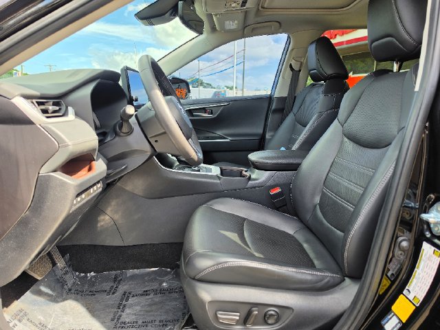 Used 2024 Toyota RAV4 Limited w/ Weather Package AWD/4WD image 21