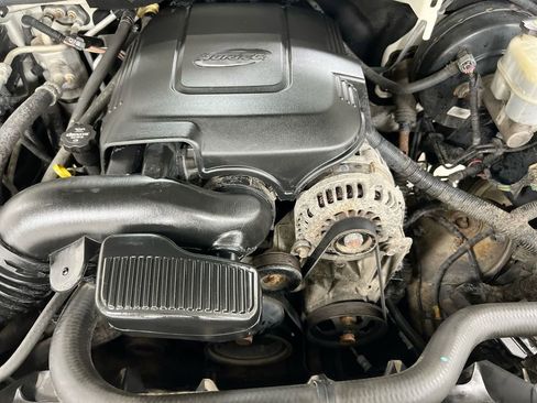 Used 2012 GMC Yukon SLT w/ SLT-2 Equipment Package image 24