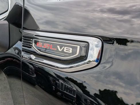 Used 2023 GMC Sierra 1500 Denali w/ Denali Reserve Package AWD/4WD image 12