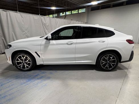Used 2023 BMW X4 xDrive30i w/ M Sport Package AWD/4WD image 13