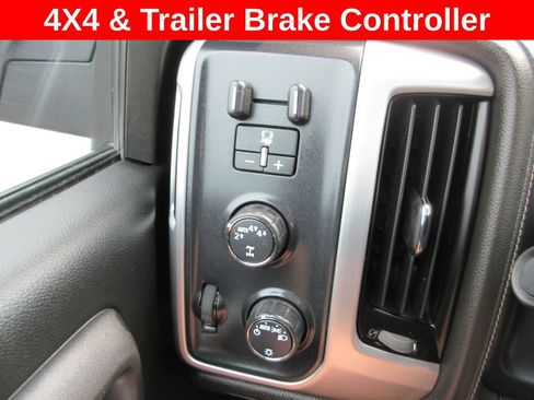 Used 2018 GMC Sierra 1500 SLE AWD/4WD image 16
