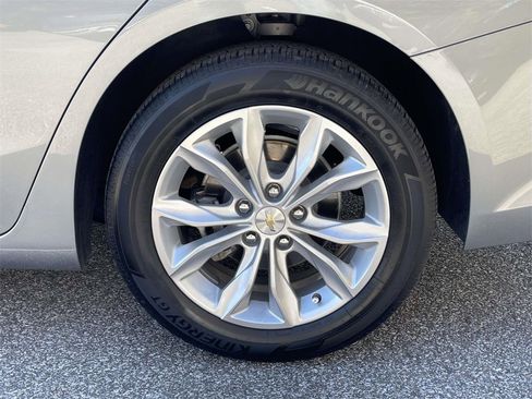 Used 2024 Chevrolet Malibu LT image 10