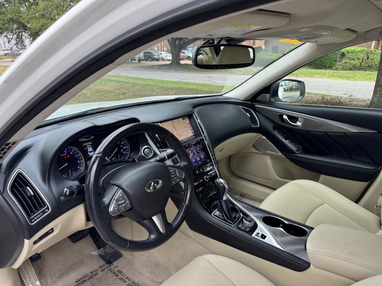 Used 2017 INFINITI Q50 3.0t Premium w/ 3.0T Premium Plus Package AWD/4WD image 12