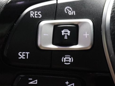 Used 2020 Volkswagen Jetta SEL Premium FWD image 21