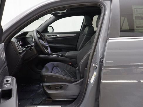 New 2026 Volkswagen Atlas Cross Sport SE image 6