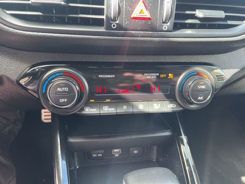 Certified 2023 Kia Forte GT-Line w/ GT-Line Technology Package image 51