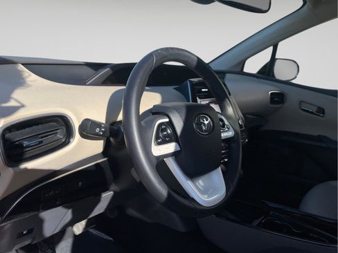 Used 2017 Toyota Prius Four w/ Protection Package image 25