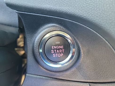 Used 2024 Subaru Ascent Limited w/ Technology Package image 32