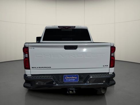 Used 2021 Chevrolet Silverado 2500 LTZ w/ LTZ Premium Package image 7
