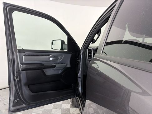 Used 2022 RAM 1500 Big Horn AWD/4WD image 10
