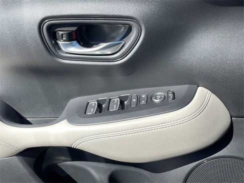 Certified 2026 Honda HR-V EX-L image 22