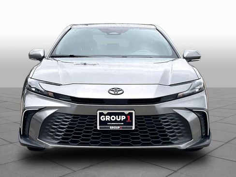 Used 2025 Toyota Camry SE w/ Multimedia Upgrade Package FWD image 4