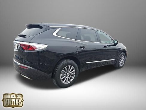 Used 2024 Buick Enclave Essence image 13