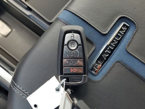 New 2025 Ford F250 Platinum w/ FX4 Off-Road Package image 20