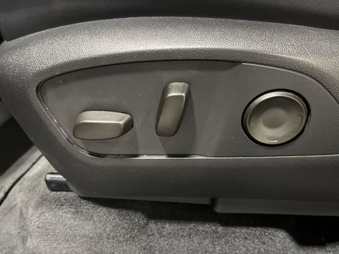 Certified 2024 GMC Acadia Elevation image 12